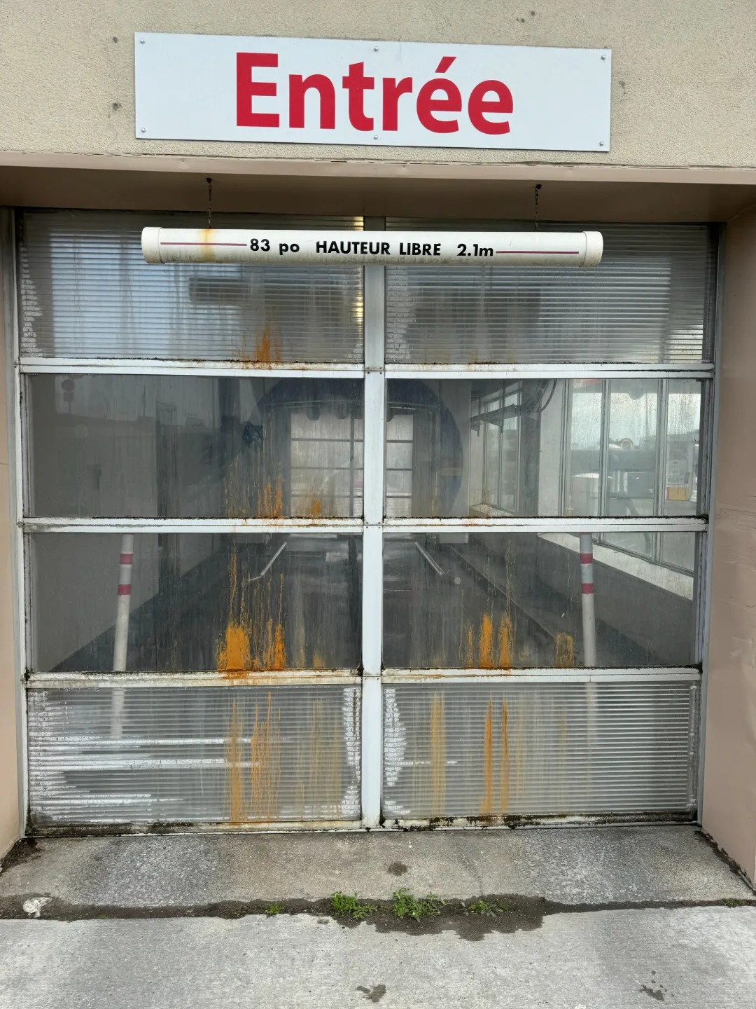 Car wash door,